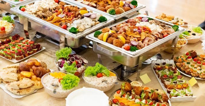 Catered-buffet-at-an-event