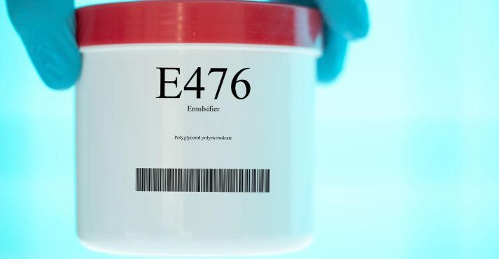 E476-emulsifier-in-a-white-jar