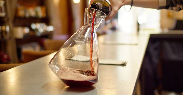 what-is-wine-decanting